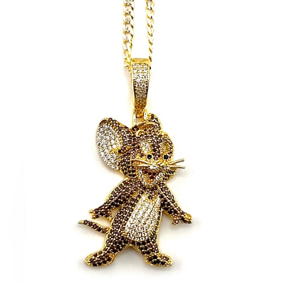 18K Gold Plated over 925 Sterling Silver Round Cut 3D Tom and Jerry Necklace - Picture 4 of 9